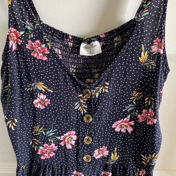 Navy Floral Romper - Picture 2 of 10